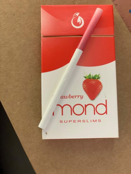 มอนด์ สตอร์เบอรี่(ร้อน)(มวนสลิมเล็ก) (Mond Strawberry SuperSlims) 2